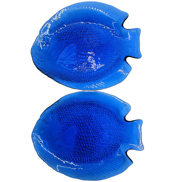 Arcoroc France Blue Glass Poisson Fish Shape Two Plates - Picture 1 of 10